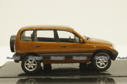 Niva Chevrolet, Bauer 1:43