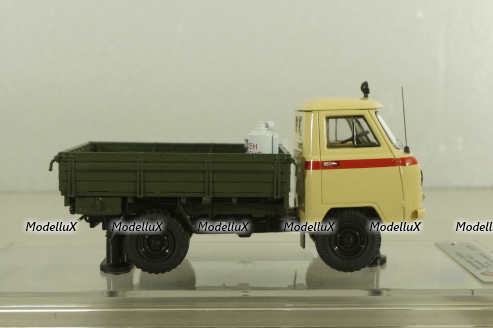Уаз-450Д, Аварийная «ГорГаз» Душанбе, Таджикистан - 1963 г., с аксесcуарами 145004, DiP Models 1:43
