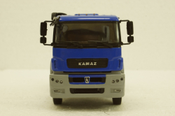 Камаз-65206 тягач, синий, АвтоИстория 1:43