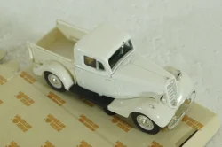Газ-М415, белый, Н552, Наш Автопром 1:43 Уценка!