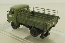 Уаз-450Д, Военная Автоинспекция МО СССР 1963 г. с аксессуарами в кузове, 145003, DiP Models 1:43