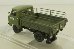 Уаз-450Д, Военная Автоинспекция МО СССР 1963 г. с аксессуарами в кузове, 145003, DiP Models 1:43