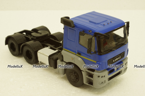 Камаз-65206 тягач, синий, АвтоИстория 1:43