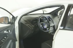 Ford Focus RS, 2016, white, 72951, AutoArt 1:18