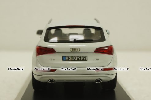 Audi Q5 2013 white, Schuco 1:43