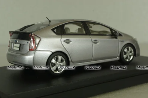 Toyota Prius Moonroof, purple metalic, 45150, EBBRO 1:43