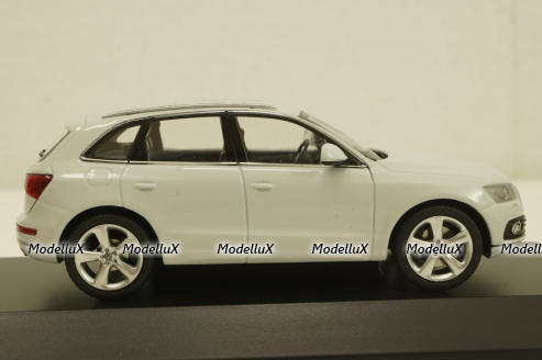 Audi Q5 2013 white, Schuco 1:43