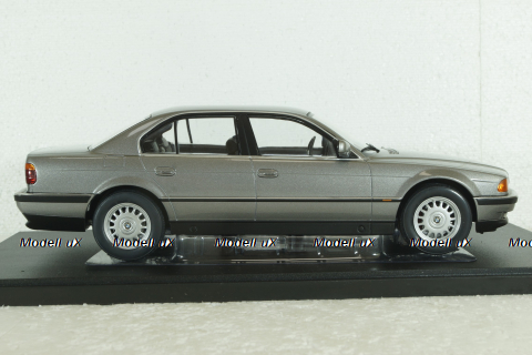 BMW 740i E38, 1994 grey metallic, KKDC180367, KK-Scale 1:18