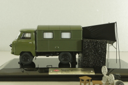 Уаз-450Д, АКД-64 (передвижной армейский кинотеатр), с аксессуарами 145005,  DiP Models 1:43