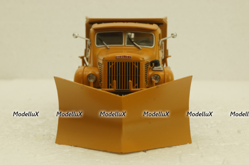 Berliet GBC 8 6x6, orange, 690010, Norev 1:43