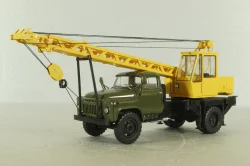 КС-1562Б(53) автокран на шасси Газ-53 1980, хаки/оранжевый, Автоистория 1:43