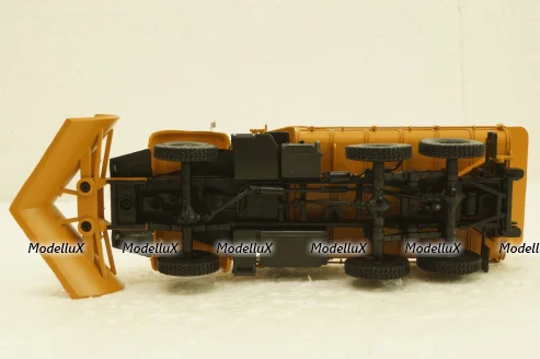 Berliet GBC 8 6x6, orange, 690010, Norev 1:43