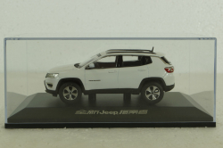 Jeep Compass 2018, white, dealer edition, Paudi 1:43