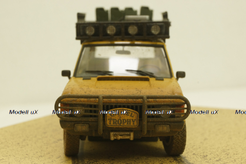 Range Rover camel trophy Papua New Guinea  1982  Dirty Version, Almost Real 1:43