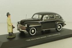 Ford Fordor CIA The Cold War Series with fegure 1949, black, Replicars 1:43