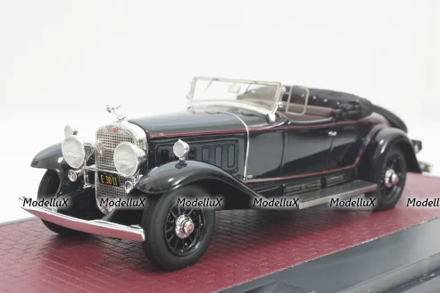 Cadillac V-16 452 Roadster Fleetwood (open) blue, 1930, MX20301-451, Matrix 1:43