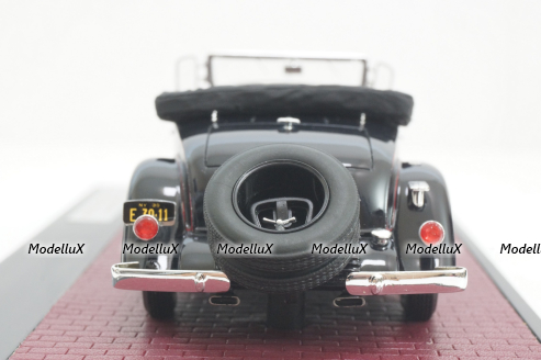 Cadillac V-16 452 Roadster Fleetwood (open) blue, 1930, MX20301-451, Matrix 1:43
