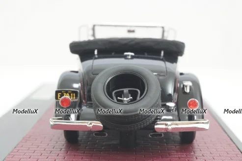 Cadillac V-16 452 Roadster Fleetwood (open) blue, 1930, MX20301-451, Matrix 1:43