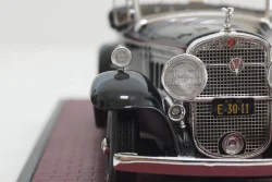 Cadillac V-16 452 Roadster Fleetwood (open) blue, 1930, MX20301-451, Matrix 1:43