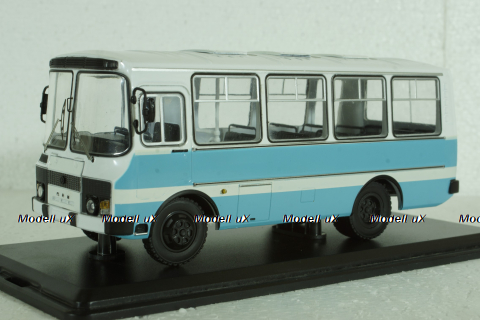 Паз-3205 автобус 1989, голубо-белый, SSM4002, SSM 1:43