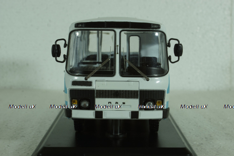 Паз-3205 автобус 1989, голубо-белый, SSM4002, SSM 1:43