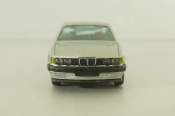 BMW 735i (E32) 1986, silver, 82229417153, Gama 1:43