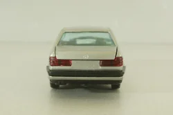BMW 735i (E32) 1986, silver, 82229417153, Gama 1:43
