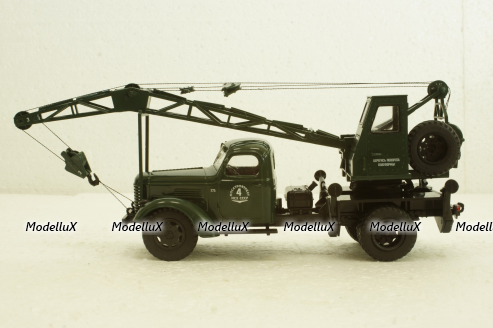 Лаз-690(150) Зис-150 Автокран, арт.102606, Аист 1:43