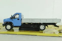 Газон Next C41R33 бортовой гол/сер, Н243, Наш автопром 1:43