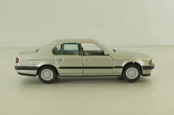 BMW 735i (E32) 1986, silver, 82229417153, Gama 1:43