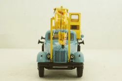 Лаз-690(164) Зил-164 Автокран, арт.102545, АвтоИстория 1:43
