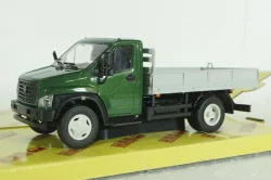 Газон Next C41R13 бортовой зел/сер, Н242, Наш автопром 1:43