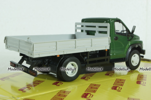 Газон Next C41R13 бортовой зел/сер, Н242, Наш автопром 1:43