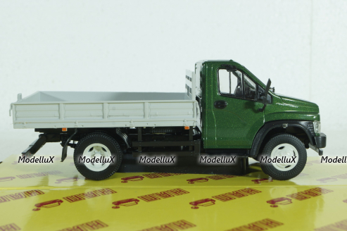 Газон Next C41R13 бортовой зел/сер, Н242, Наш автопром 1:43