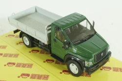 Газон Next C41R13 бортовой зел/сер, Н242, Наш автопром 1:43