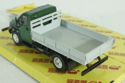 Газон Next C41R13 бортовой зел/сер, Н242, Наш автопром 1:43