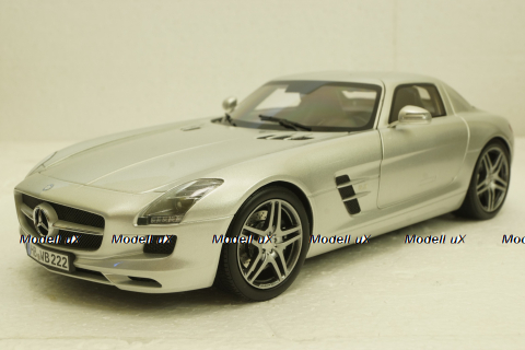 Mercedes SLS AMG Gullwing Coupe (C197) 2009, silver metallic, 183490, Norev 1:18