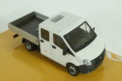 Газель Next А22R23 бортовой бел/сер, Н560, Наш автопром 1:43 уценка!