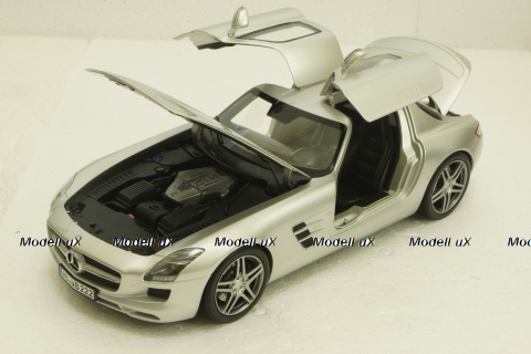 Mercedes SLS AMG Gullwing Coupe (C197) 2009, silver metallic, 183490, Norev 1:18