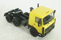 Маз-64224 тягач 1989г, желтый Н799, Наш Автопром 1:43