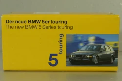 BMW 520i Touring (E39) 1995, green, 80429421517, Schuco 1:43