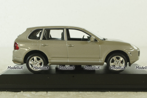 Porsche Cayenne Turbo 2002, beige metallic, 400061081, Minichamps 1:43
