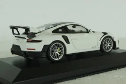 Porsche 911 (991 II) GT2 RS Weissach Package white with silver rims, 413067278, Minichamps 1:43