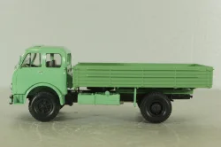 МАЗ-500, Легендарные Грузовики СССР №105, 1:43