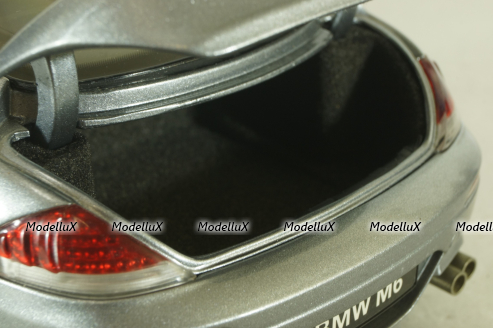 BMW M6 (E63) 2003, grey 08703S, Kyosho 1:18