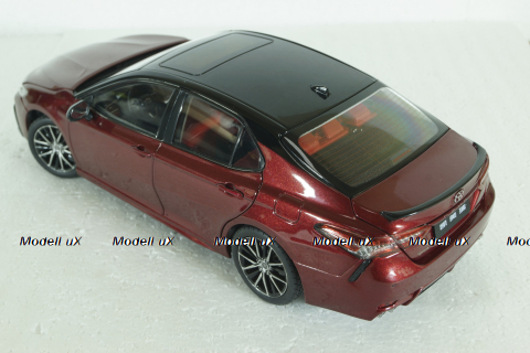 Toyota Camry Sport (XV80) 2021 8-generation, red, Paudi 1:18 Уценка!