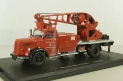Mercedes L6600 fire engine with a crane, 03101, Schuco 1:43