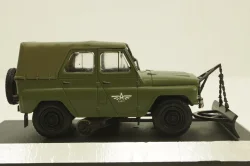 Уаз-469Б зеленый снегоуборочная, Конверсия 1:43