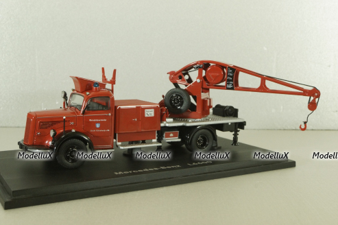 Mercedes L6600 fire engine with a crane, 03101, Schuco 1:43