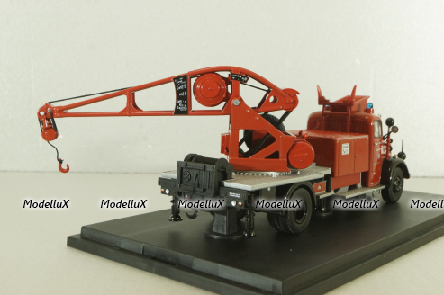 Mercedes L6600 fire engine with a crane, 03101, Schuco 1:43